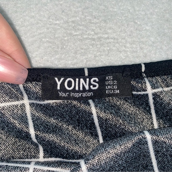 Yoins Crop Top - Picture 2 of 3
